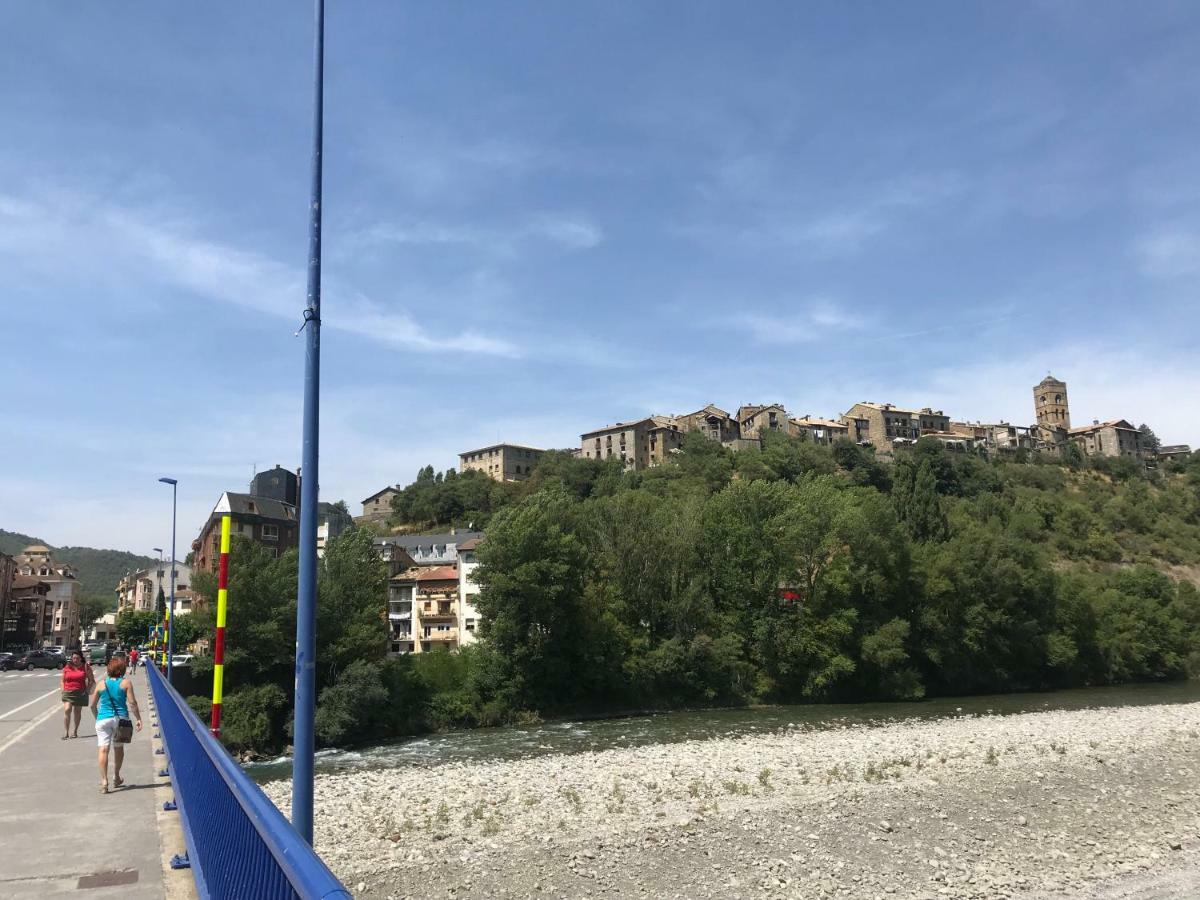 Apartamento Cinca Pirineo En Aínsa Exteriér fotografie